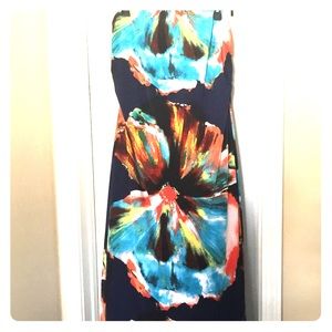 Beautiful, strapless maxi dress